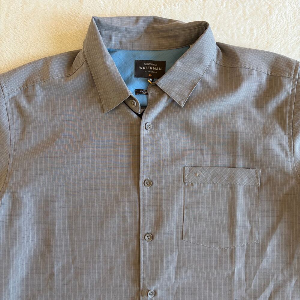 Quiksilver Waterman Men’s M Gray Grid Short Sleeve Button Up Shirt Comfort Fit